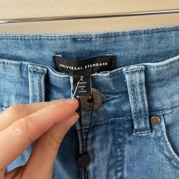 Universal Standard Jackie High Rise Cropped Jeans California Blue New Tags 2 - Picture 5 of 5